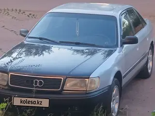 Audi 100