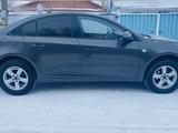 Chevrolet Cruze 2013 года за 3 900 000 тг. в Актобе – фото 3