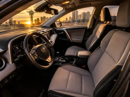 Toyota RAV4 2018 года за 11 500 000 тг. в Алматы – фото 6