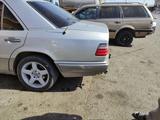 Mercedes-Benz E 320 1995 годаүшін1 800 000 тг. в Алматы