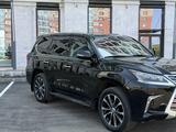 Lexus LX 570 2018 года за 48 000 000 тг. в Актобе – фото 2