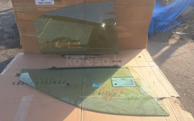 Стекла Форточка дверей на Lexus ES300 за 10 000 тг. в Алматы
