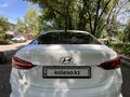 Hyundai Accent 2022 годаүшін7 654 321 тг. в Караганда – фото 13