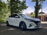 Hyundai Accent 2022 года за 7 654 321 тг. в Караганда – фото 2
