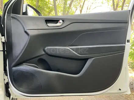 Hyundai Accent 2022 года за 7 654 321 тг. в Караганда – фото 38
