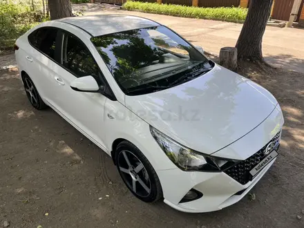Hyundai Accent 2022 года за 7 654 321 тг. в Караганда – фото 5