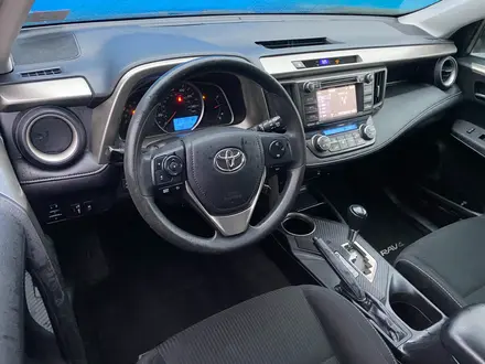Toyota RAV4 2015 года за 10 230 000 тг. в Алматы – фото 8