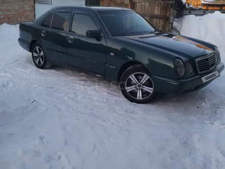 Mercedes-Benz E 200 1995 года за 2 600 000 тг. в Усть-Каменогорск – фото 9