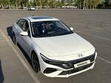 Hyundai Elantra 2024 года за 9 300 000 тг. в Астана – фото 2