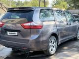Toyota Sienna 2014 года за 10 000 000 тг. в Алматы