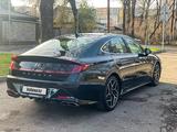 Hyundai Sonata 2022 годаүшін13 000 000 тг. в Алматы – фото 4