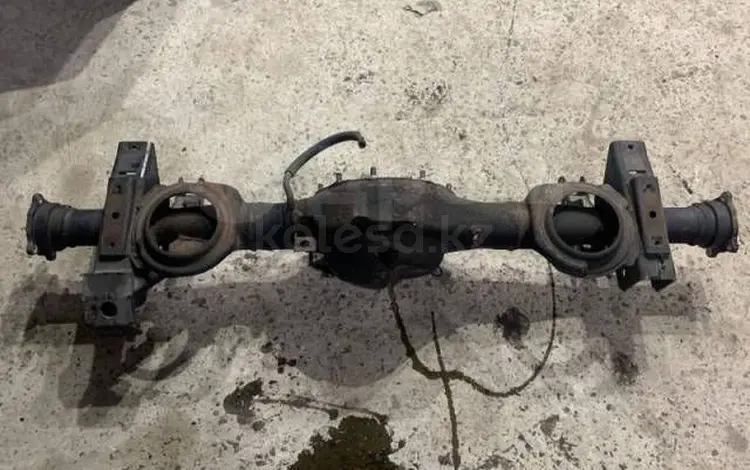 Задний чулок моста и полуось Mitsubishi за 5 000 тг. в Алматы
