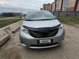 Toyota Sienna 2013 года за 8 200 000 тг. в Уральск – фото 3
