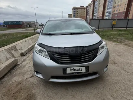 Toyota Sienna 2013 года за 8 200 000 тг. в Уральск – фото 3