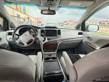 Toyota Sienna 2013 года за 8 200 000 тг. в Уральск – фото 6