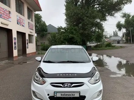 Hyundai Solaris 2012 года за 4 800 000 тг. в Алматы – фото 2