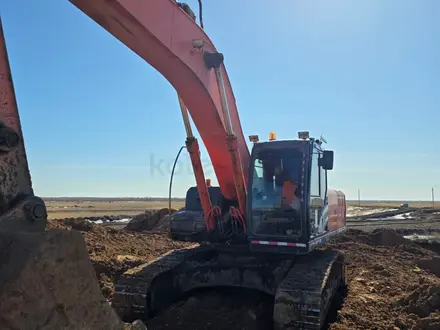 Hitachi  ZX330 2013 года за 40 000 000 тг. в Астана