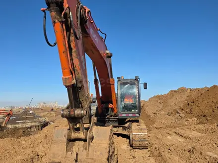 Hitachi  ZX330 2013 года за 40 000 000 тг. в Астана – фото 3