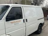 Volkswagen Transporter 1994 годаүшін1 800 000 тг. в Алматы – фото 2