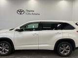 Toyota Highlander 2014 годаfor14 390 000 тг. в Астана – фото 3