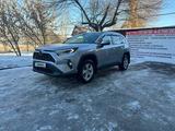 Toyota RAV4 2020 года за 16 900 000 тг. в Алматы – фото 4