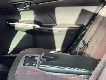 Toyota Camry 2017 года за 11 000 000 тг. в Караганда – фото 11