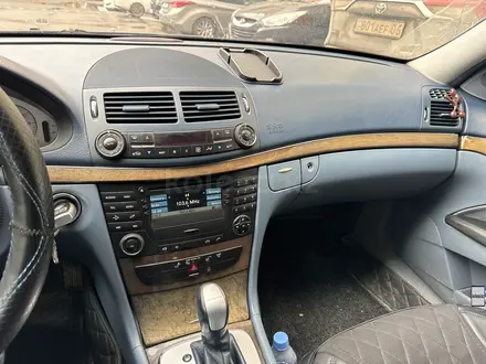 Mercedes-Benz E 320 2005 года за 5 500 000 тг. в Атырау