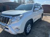 Toyota Land Cruiser Prado 2014 года за 16 800 000 тг. в Атырау – фото 2