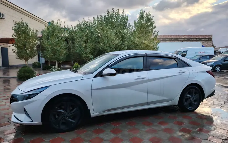 Hyundai Elantra 2021 года за 8 200 000 тг. в Актау