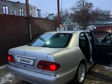 Mercedes-Benz E 280 1999 года за 4 100 000 тг. в Шымкент – фото 5