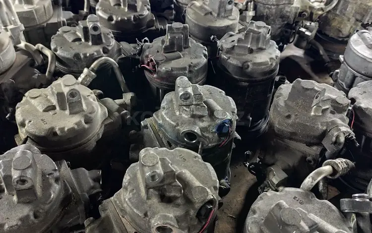 Навесное на двигатель mz az uz gr Тойота lexus за 1 000 тг. в Алматы