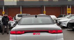 BYD Qin L DM-i Leading 2025 года за 10 400 000 тг. в Алматы – фото 5