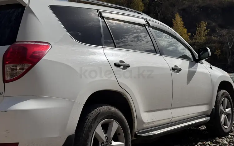 Toyota RAV4 2006 годаүшін6 200 000 тг. в Усть-Каменогорск