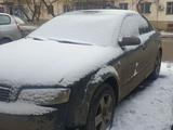 Audi A4 2003 года за 2 400 000 тг. в Актобе – фото 3