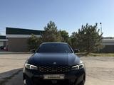 BMW 330 2023 года за 27 500 000 тг. в Алматы – фото 5