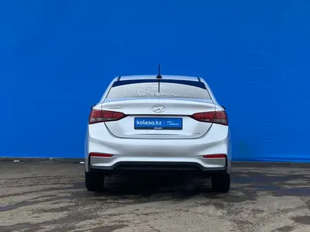 Hyundai Accent 2019 года за 7 190 000 тг. в Алматы – фото 4