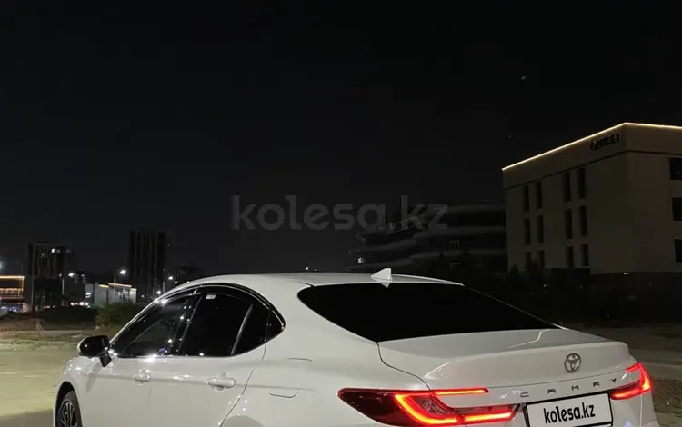 Toyota Camry 2025 года за 21 500 000 тг. в Астана