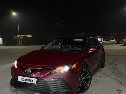 Toyota Camry 2021 года за 12 000 000 тг. в Алматы