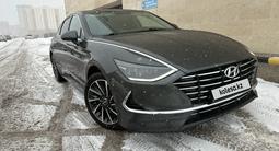 Hyundai Sonata 2022 годаүшін13 600 000 тг. в Астана