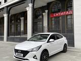 Hyundai Accent 2023 года за 5 600 000 тг. в Актау – фото 2