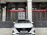 Hyundai Accent 2023 года за 5 600 000 тг. в Актау – фото 3