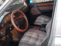 Mercedes-Benz E 230 1992 годаfor1 650 000 тг. в Тараз