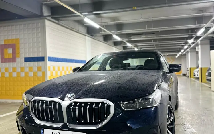 BMW 530 2024 года за 29 500 000 тг. в Астана