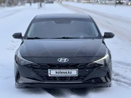 Hyundai Elantra 2021 года за 8 900 000 тг. в Астана – фото 3