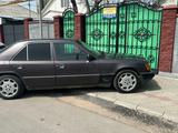 Mercedes-Benz E 230 1991 года за 900 000 тг. в Алматы – фото 2