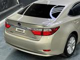 Lexus ES 300h 2015 годаfor11 500 000 тг. в Шымкент – фото 4