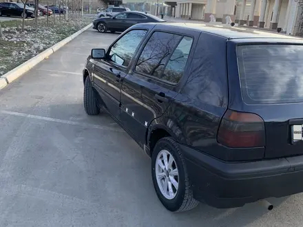 Volkswagen Golf 1993 года за 2 000 000 тг. в Атырау – фото 2