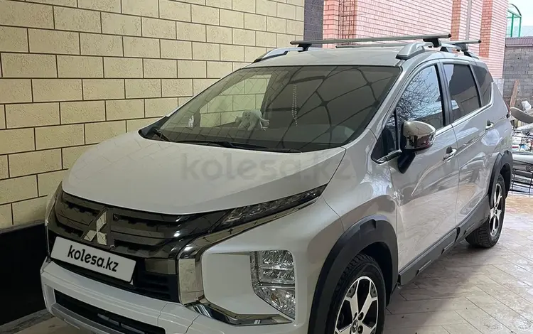 Mitsubishi Xpander Cross 2022 годаүшін12 500 000 тг. в Шымкент