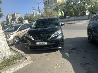 Toyota Sienna, 2017