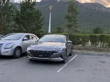 Hyundai Elantra, 2022